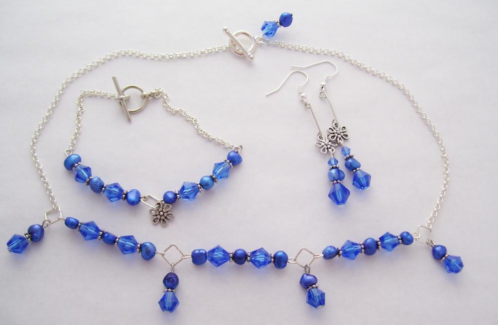 Cobalt Blue Crystal & Fresh Water Pearl Necklace Set